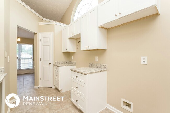 Building Photo - 10500 Almosa Ln