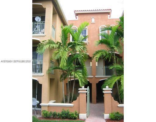 Foto del edificio - 6560 NW 114th Ave