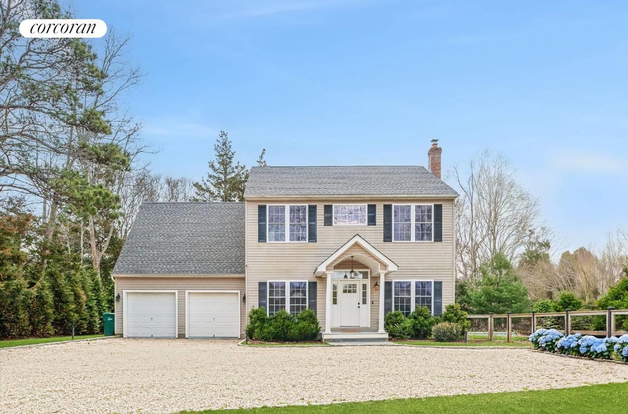 Foto principal - 4056 Noyack Rd