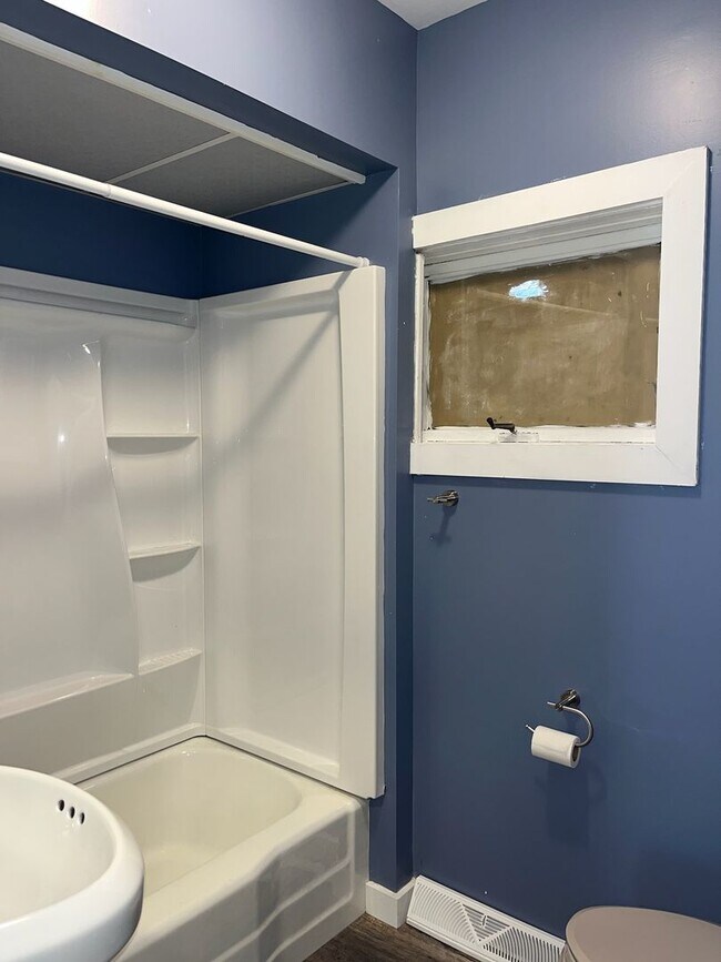 Foto del edificio - 143 N Grant