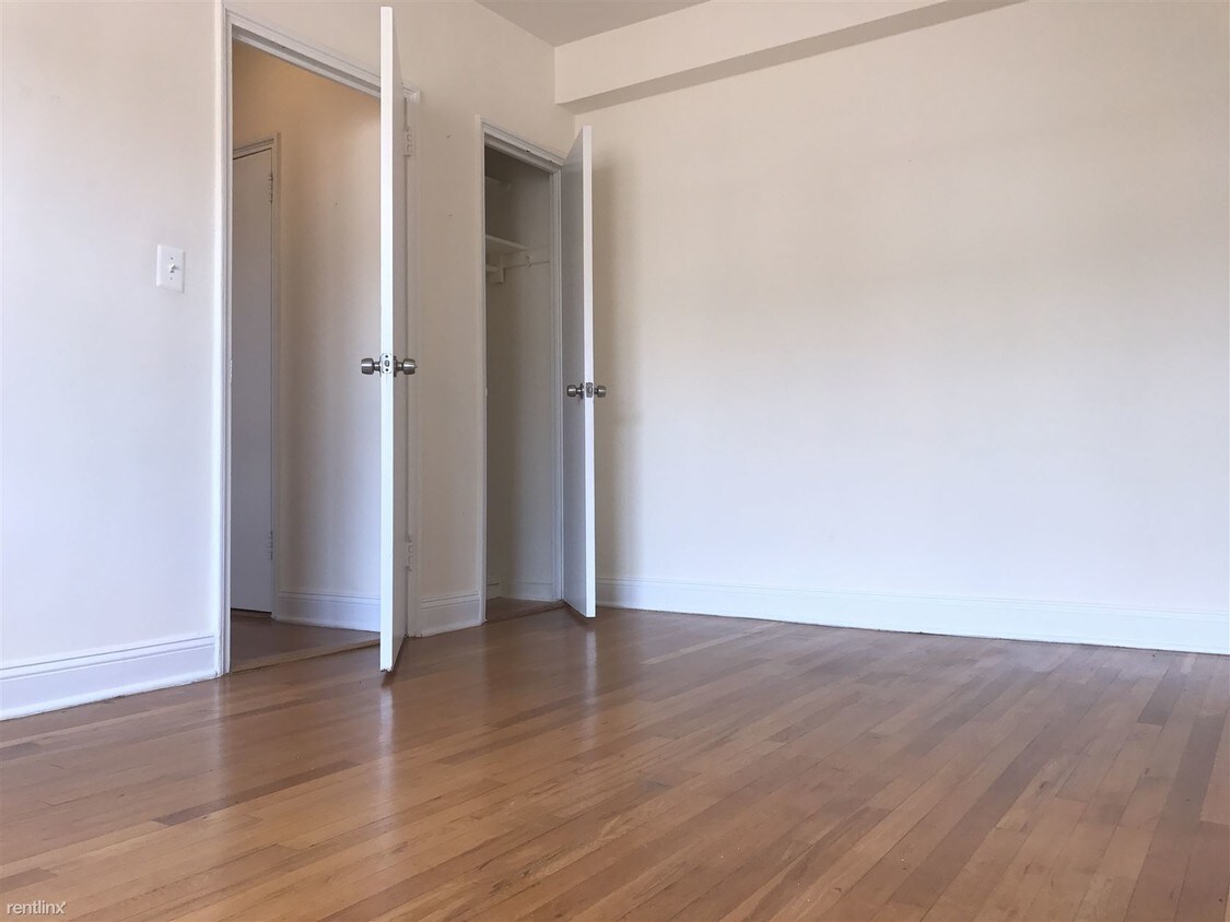 Building Photo - 1 br, 1 bath Apartment - 16 Bayley Ave