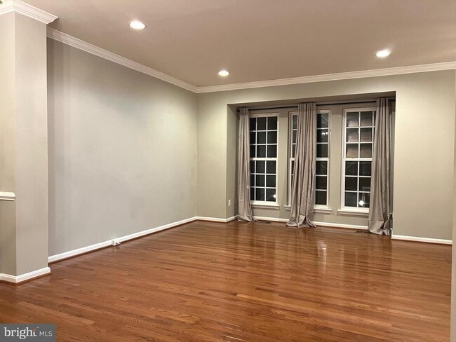 Foto del edificio - 21831 Ladyslipper Sq