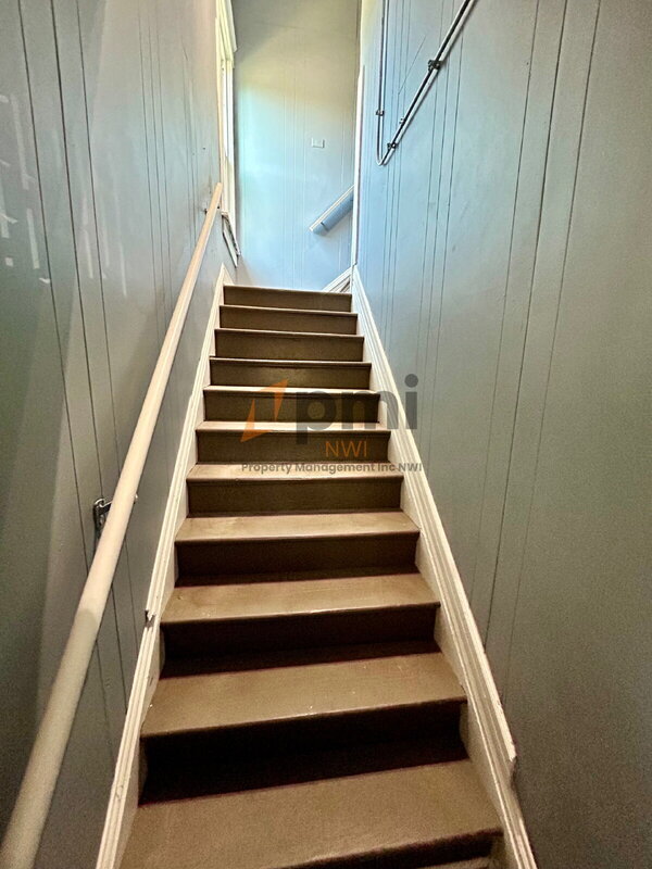 Foto del edificio - 416 E 9th St