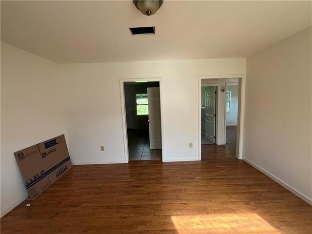 Foto del edificio - 713 Community St