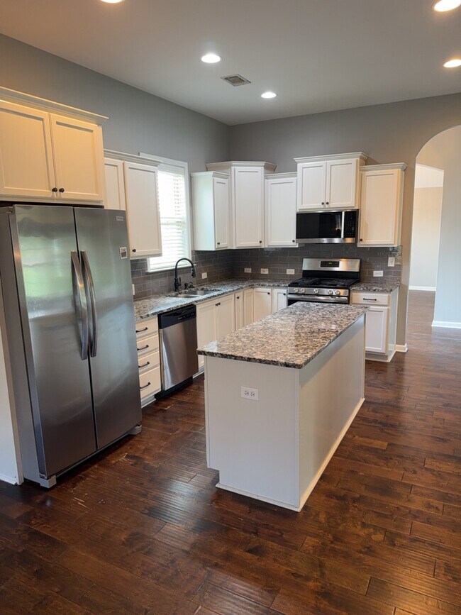 Foto del edificio - 8836 Andress Ct