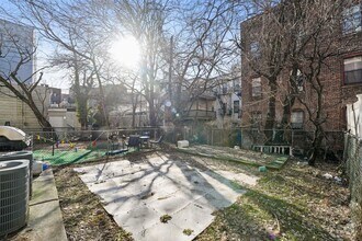 Building Photo - 347 Palisade Ave