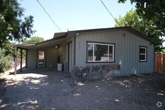 Building Photo - 9568 Phelan Cir