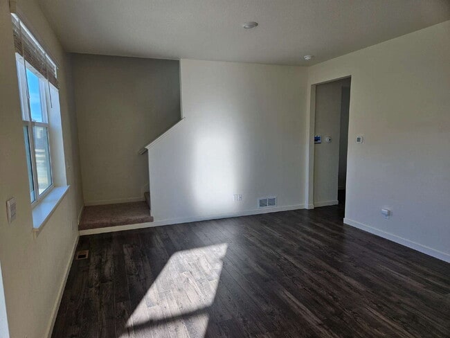 Foto del edificio - 3 bed 3 bath home in Bennett.