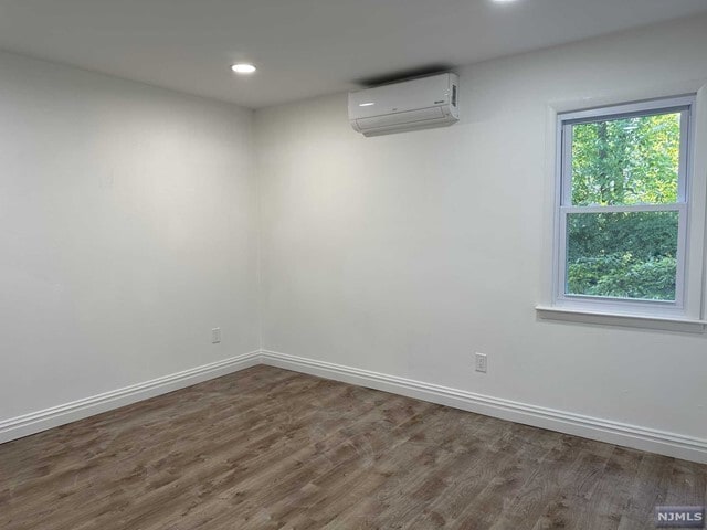 Building Photo - 477 Tappan Rd
