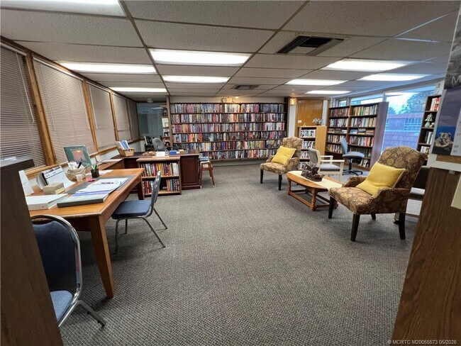 Foto del edificio - 1225 NW 21st St