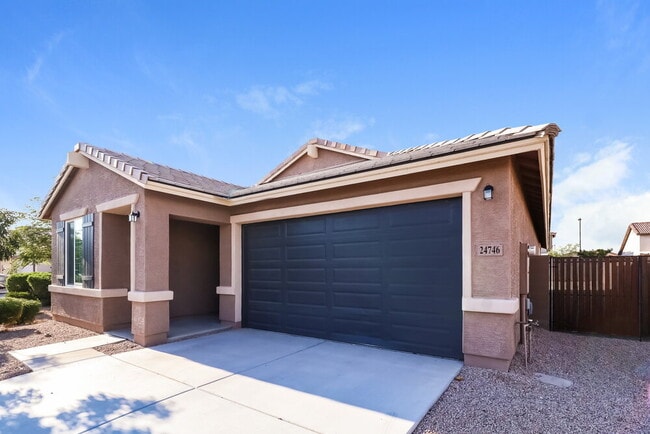 Building Photo - 24746 W Hidalgo Dr