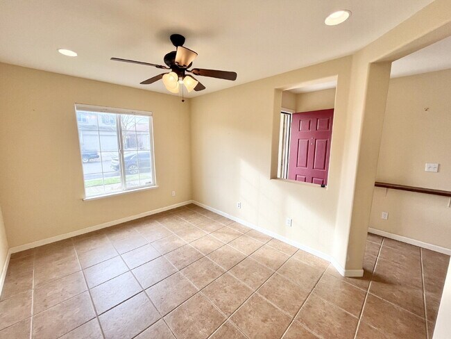 Foto del edificio - North Merced: $2179 3 Bedroom 2 Bathroom p...