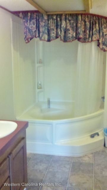Foto del edificio - 3 br, 2 bath House - 102 Mercy Ridge