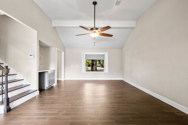 Foto del edificio - 11715 Park Creek Dr