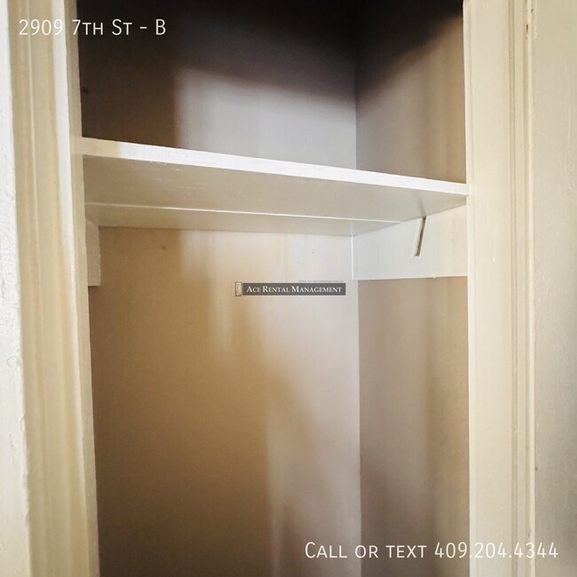 Foto del edificio - 2909 7th St