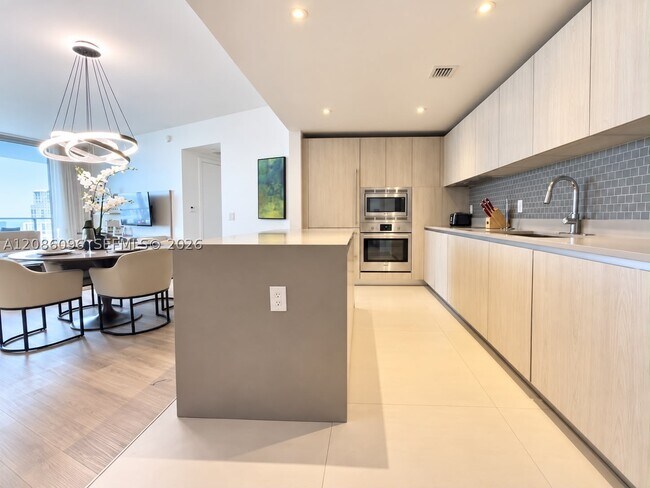 Foto del edificio - 4111 S Ocean Dr