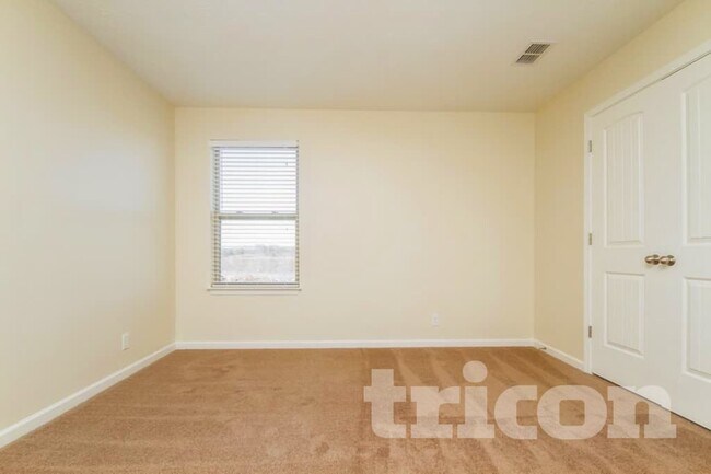 Foto del edificio - 1712 Colyn Avenue