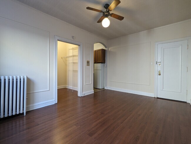 Foto del edificio - 2825 N Burling St