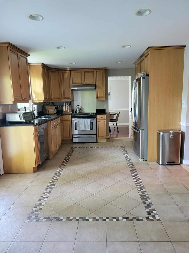 Building Photo - 8451 Ararat Ct