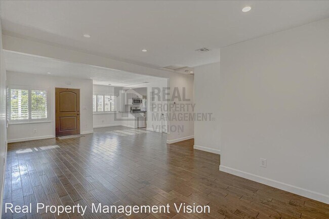 Foto del edificio - 3 br, 3 bath House - 1231 N Brighton St