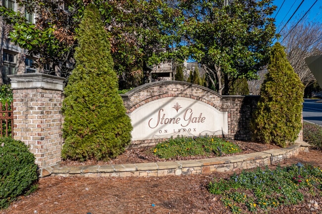  - 3046 Stone Gate Dr NE