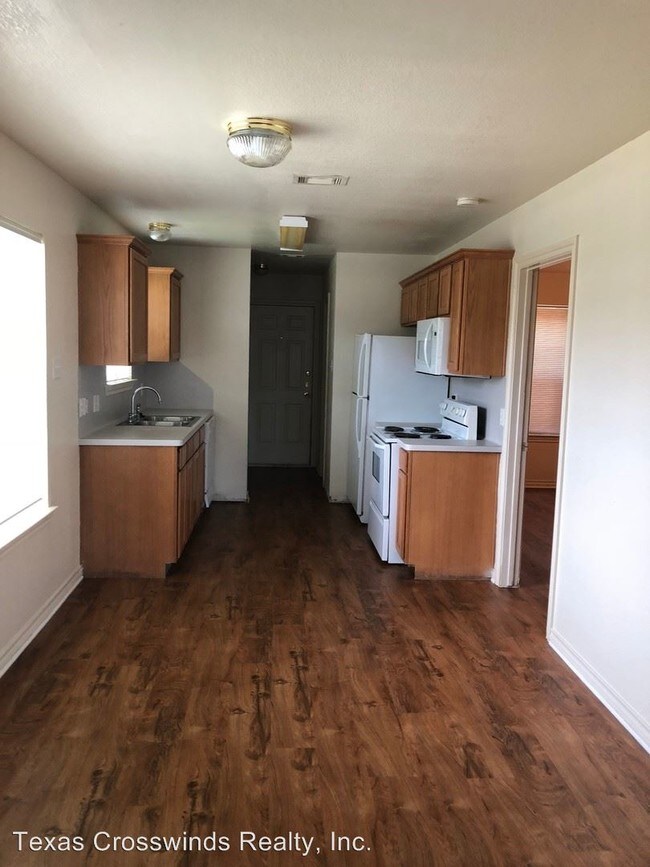 Building Photo - 3605 Oldenburg Ct