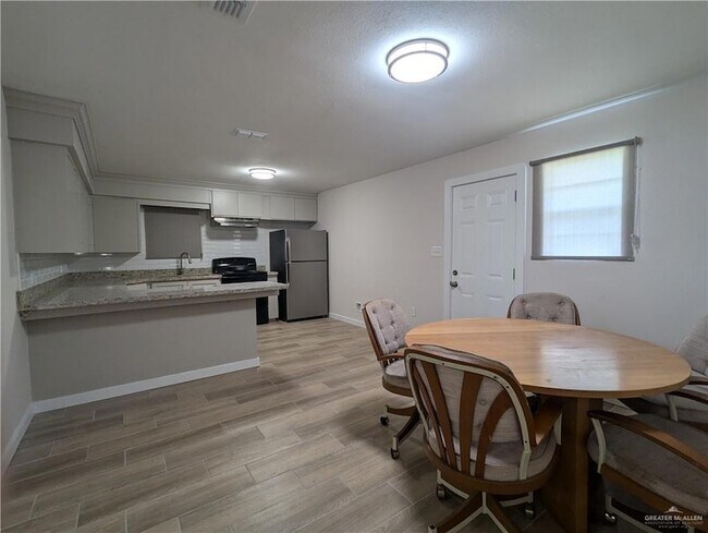 Foto del edificio - 821 S 16th St