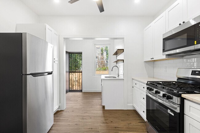 Foto del edificio - 1329 S Lindenwood St