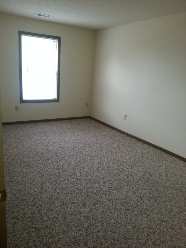 Lake Bluff Apartment Homes Apartments South Milwaukee, WI