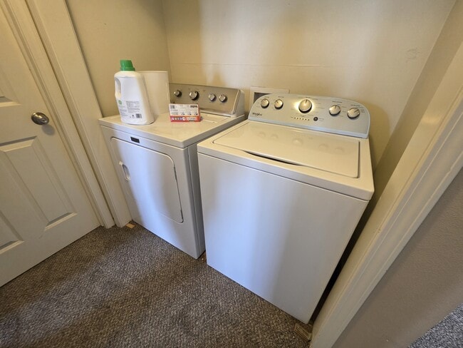 Building Photo - 3817 Marigold Dr