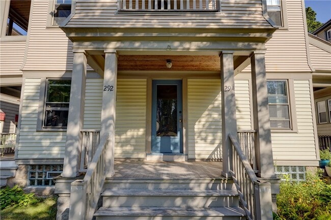 Foto del edificio - 294 Laburnam Crescent