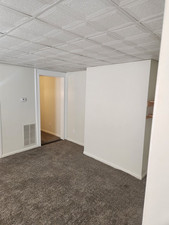 Building Photo - 1137 Battery Ave