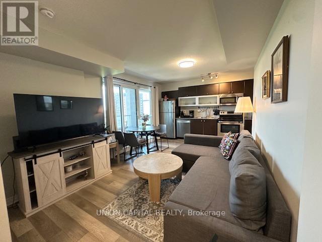 Photo du bâtiment - 2015 Sheppard Ave E