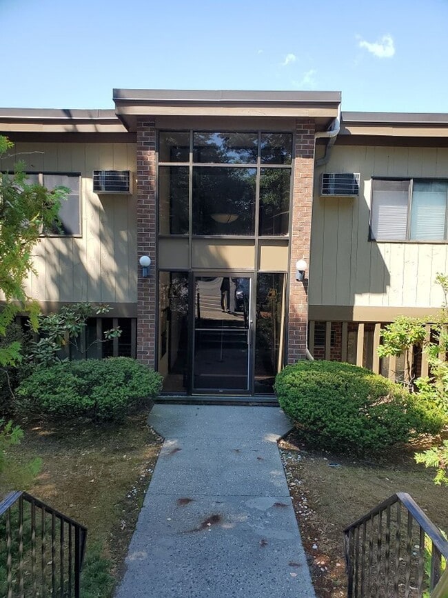 Building Photo - 11 Eaglehead Ter