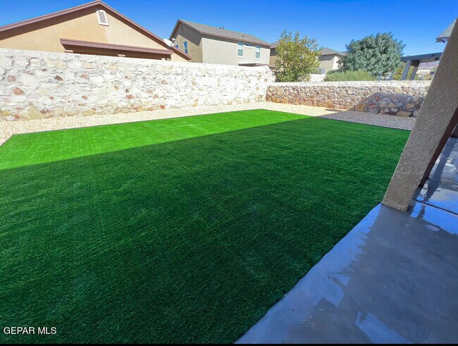 Building Photo - 7325 Autumn Sage Dr