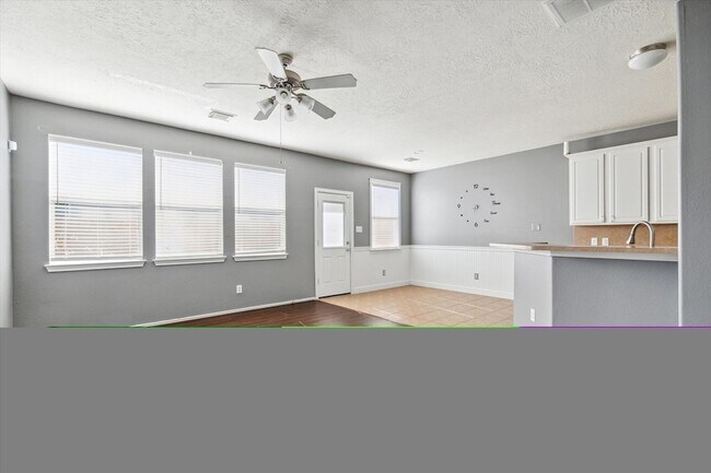 Foto del edificio - 14307 Mirkwood Ln