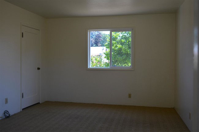 Foto del edificio - 831 S 7th St