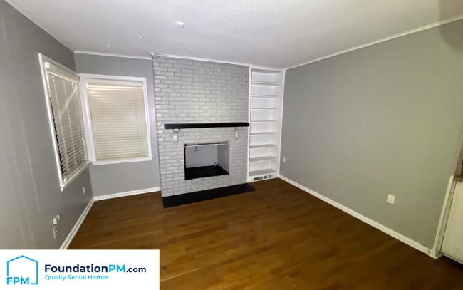 Building Photo - 2064 Wellons Ave