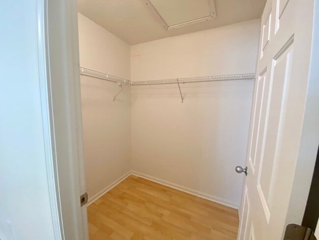 Foto del edificio - 3 Bedroom Condo off 28th Street. Great Loc...