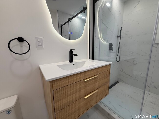 Building Photo - 21-23-23 Elliott St