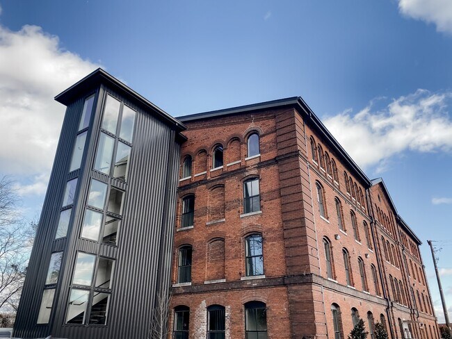 Foto del edificio - 612 21st Ave N