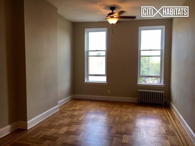 Foto del edificio - 240 Court St