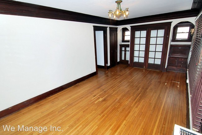 Foto del edificio - 366 Carroll Park E