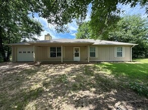 Building Photo - 14286 Arber St