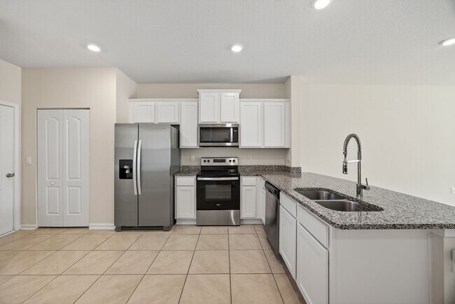 Building Photo - 266 Talulla Trl