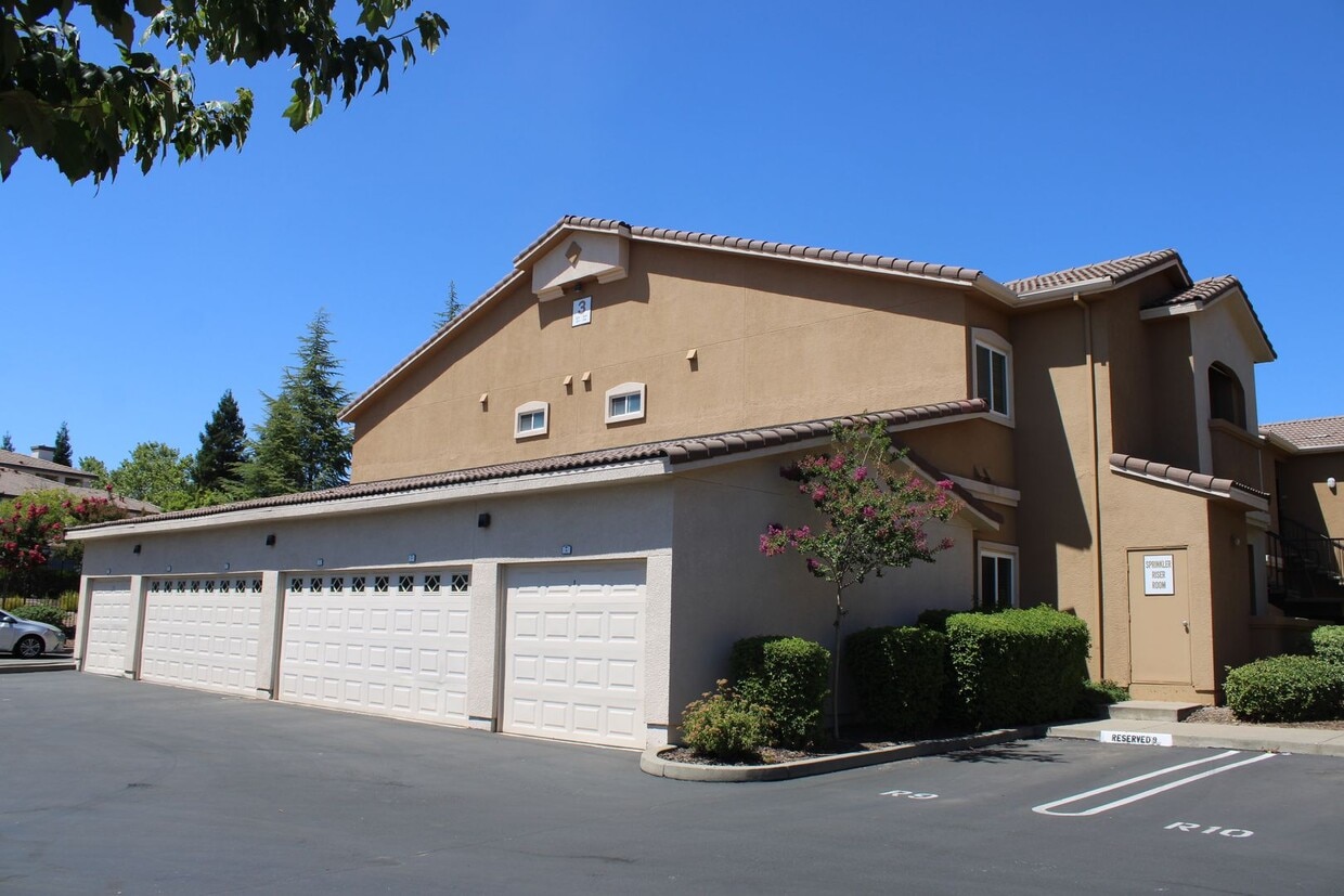 501 Gibson Dr, Roseville, CA 95678 House Rental in Roseville, CA