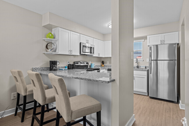 Kitchen - Colony Square Apartments