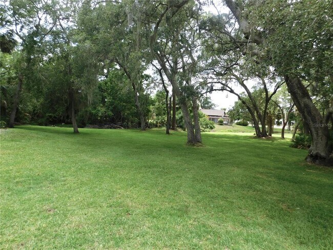 Building Photo - 1400 Tarpon Woods Blvd