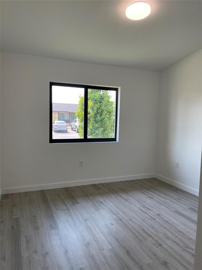 Foto del edificio - 4741 SW 135th Pl