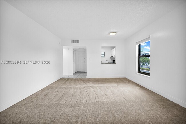 Foto del edificio - 7550 Stirling Rd